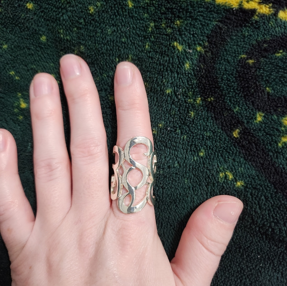 Finger ring